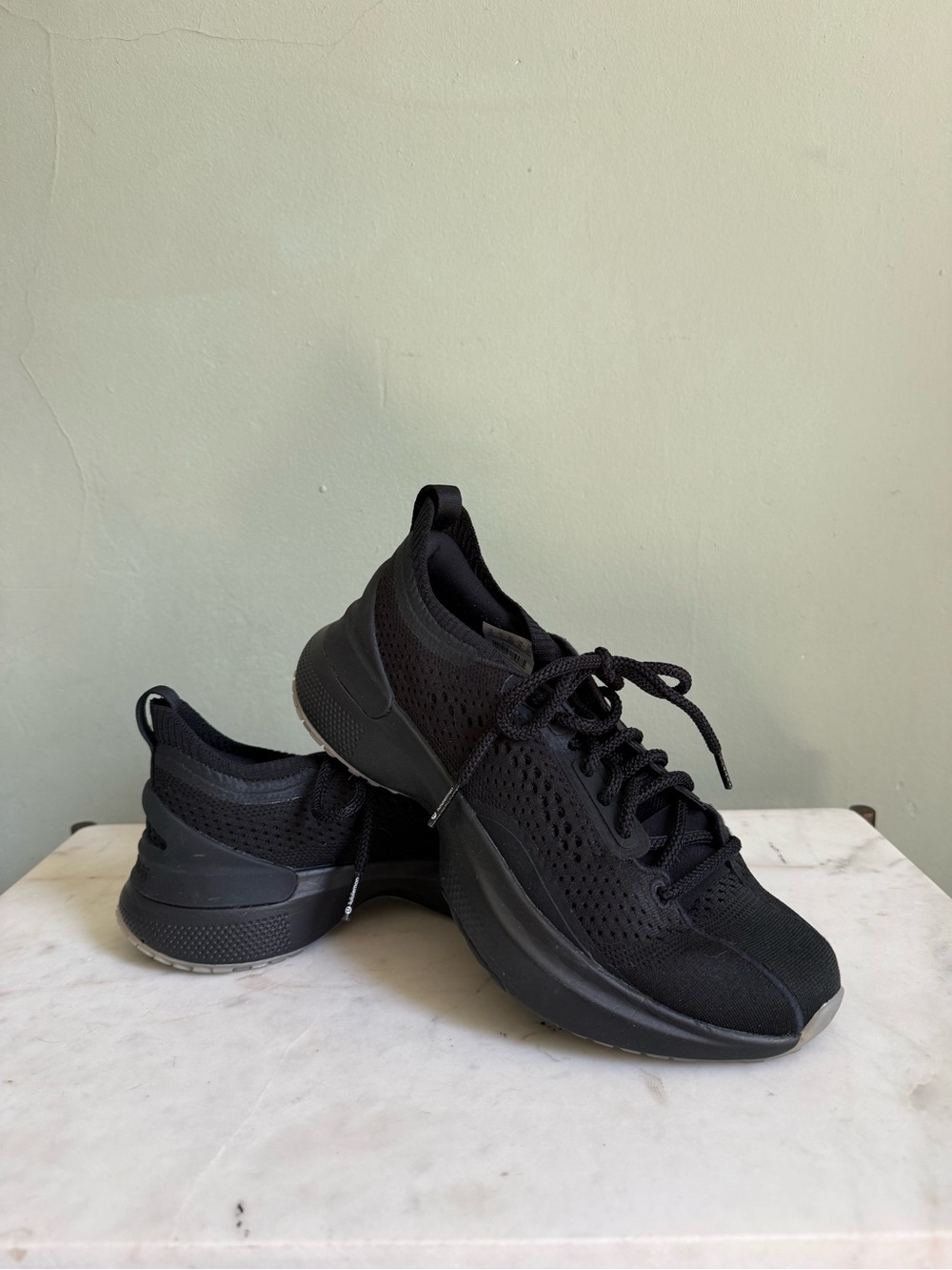 lululemon athletica Chargefeel 3 Black Training Sneakers